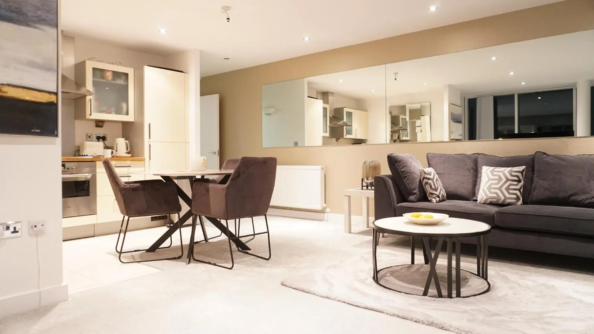32 Ross Apartment, Canary Wharf Area London United Kingdom